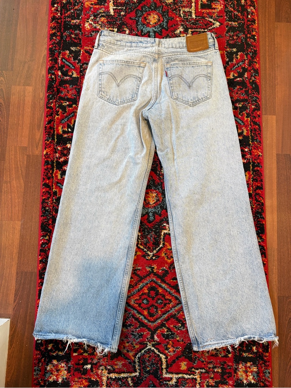 Levi’s premium Low Loose wide leg Jean size 28 - Picture 2 of 7